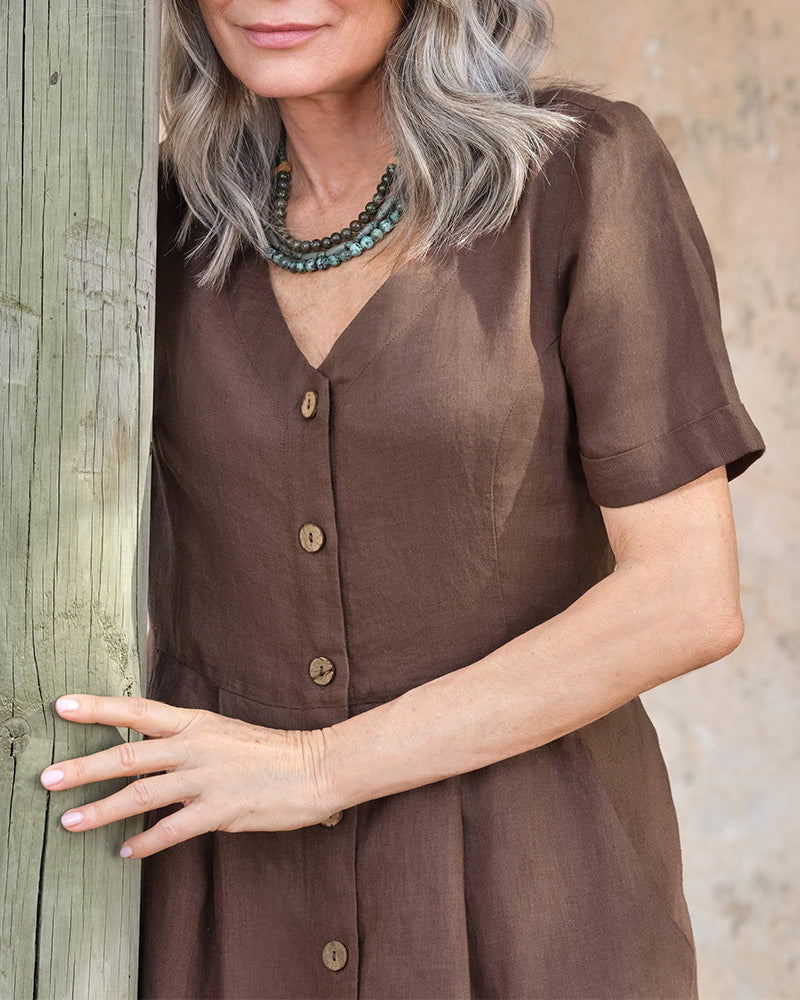 Kjole Motestil V-hals Kneppes