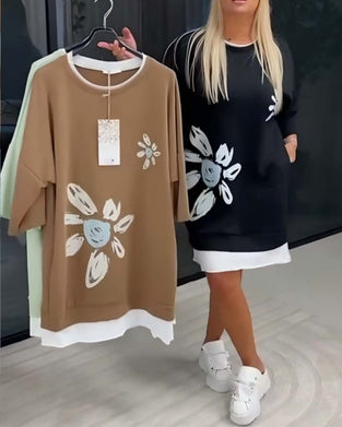 Sweatshirtkjole Rund Hals Trykt Lappeteknikk