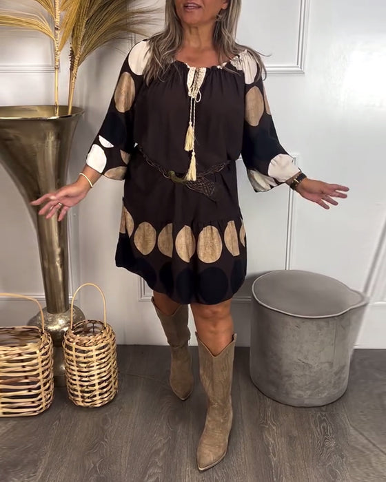 Kjole Med Duskeknute Og Prikke