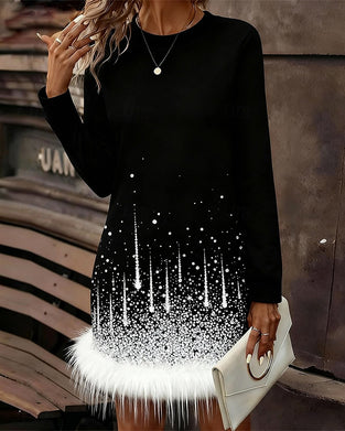 Kjole med plysj, lappeteppekant og rund hals