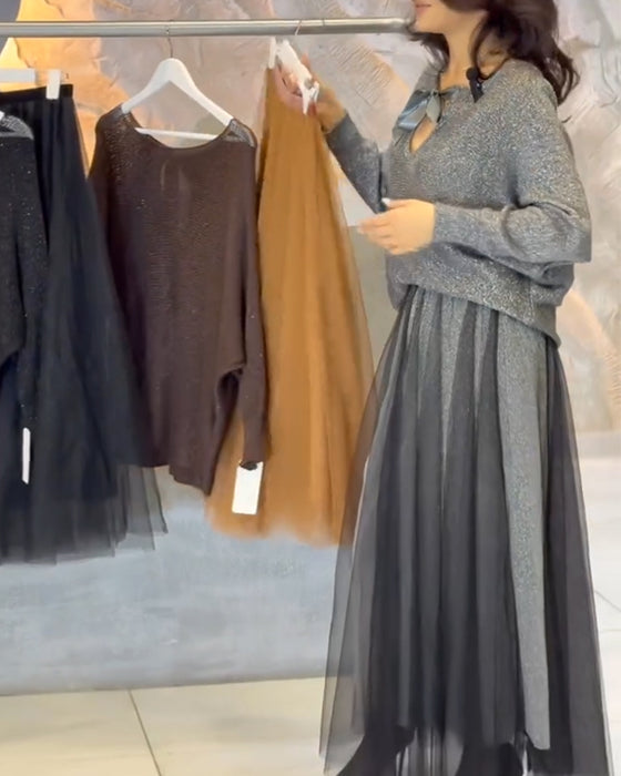 Genser Og Skjørt Med Flaggermusermer Og Glimt