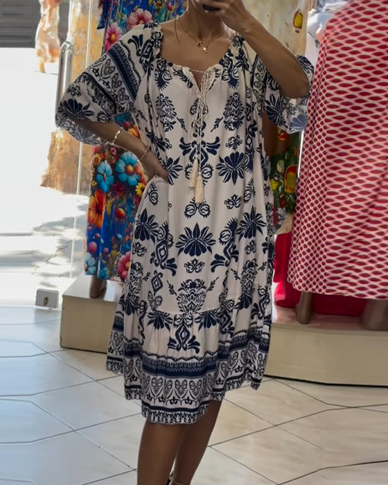 Kjole Rund Hals Trykket Trompet Korte Ermer
