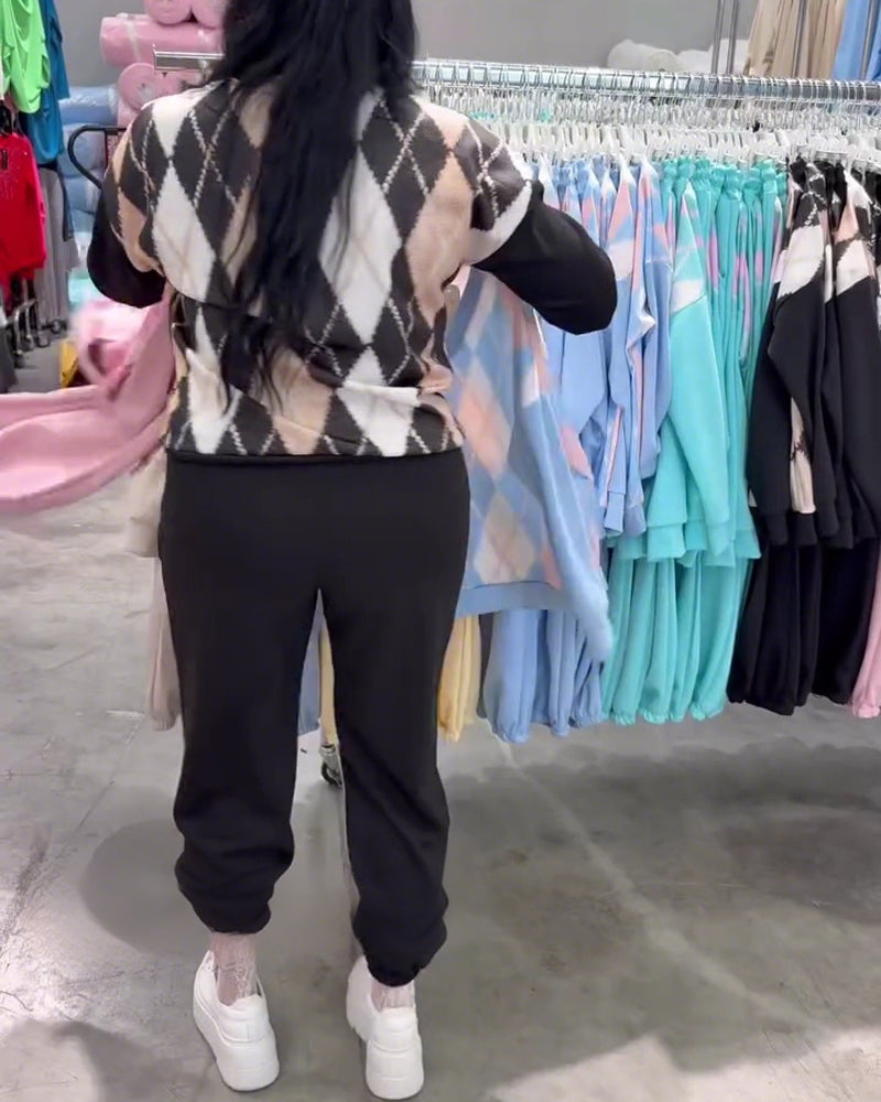 Todelt Sett Med Rombmønstret Topp Og Bukse