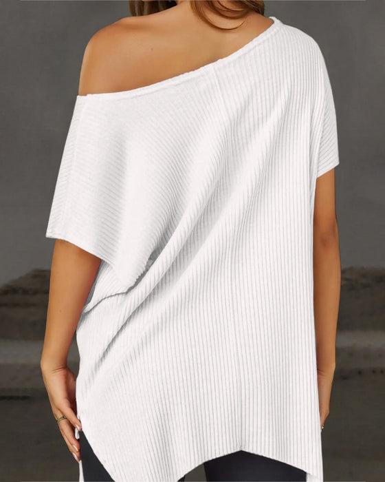 T-Shirt Uregelmessig Off-Shoulder Kort Erme Ribbet