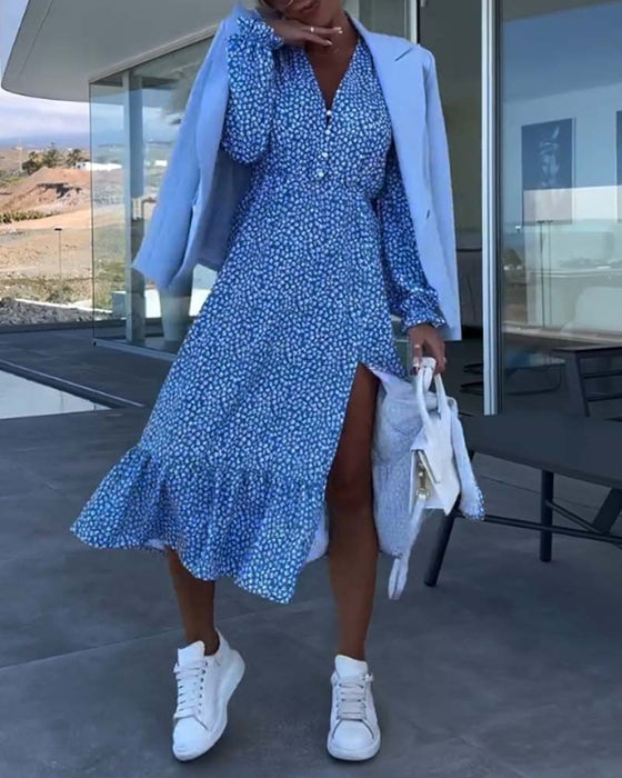 Blomstret patchworkkjole med V-hals