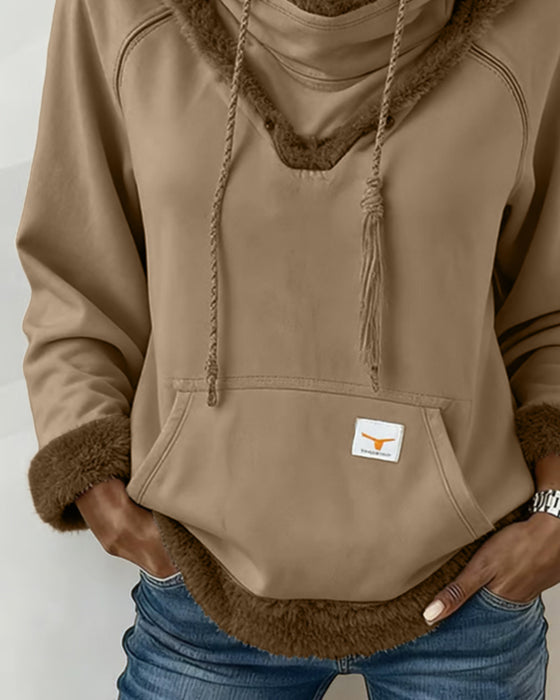 Langermet Genser Med Lappetæktsdetaljer Og Lomme