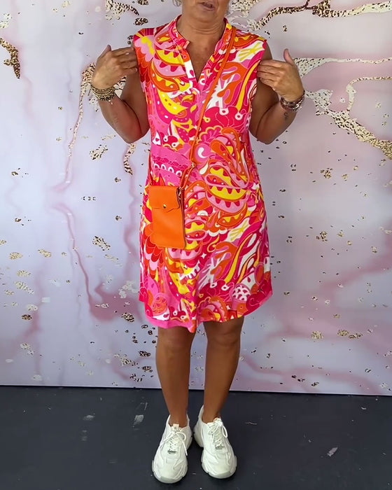 Printet ermeløs elegant kjole med V-hals