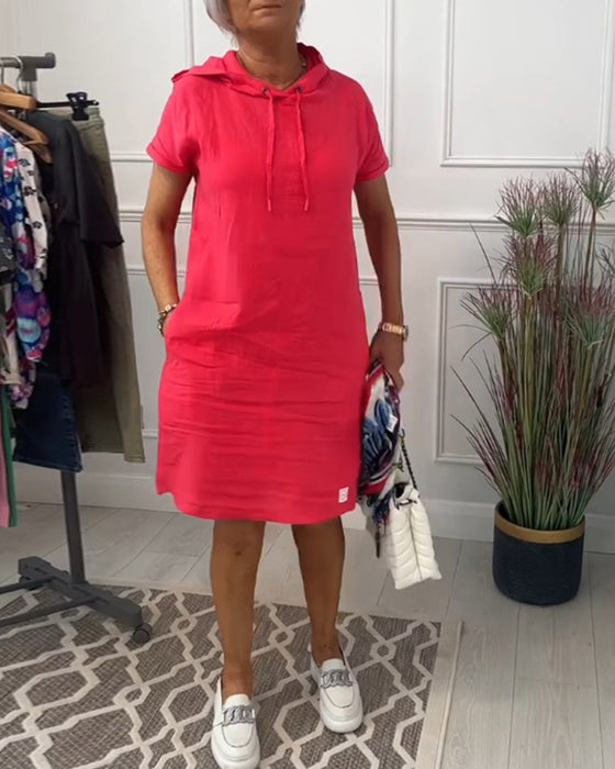 Kortermet avslappet kjole med hette