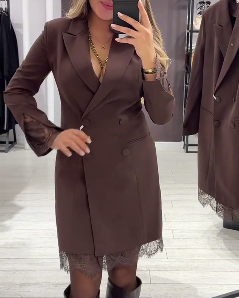 Kjole Med V-Hals Og Innslag For Arbeid