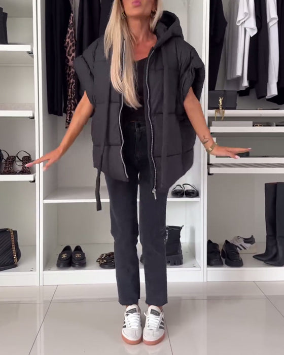 Hette, ensfarget glidelås, polstrede jakker med korte ermer