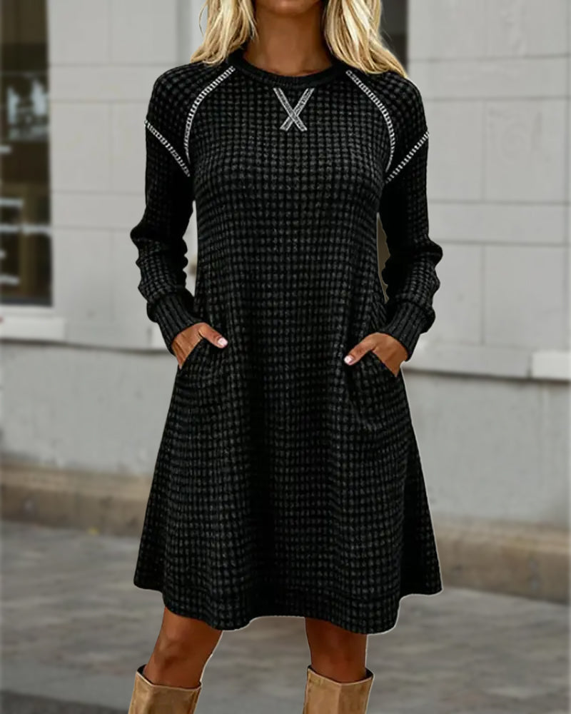 Kjole Med Fargeblokkdesign, Stikketalj Och Lommeegenskap