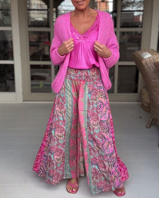 Bukser med fargerike løstsittende brede ben