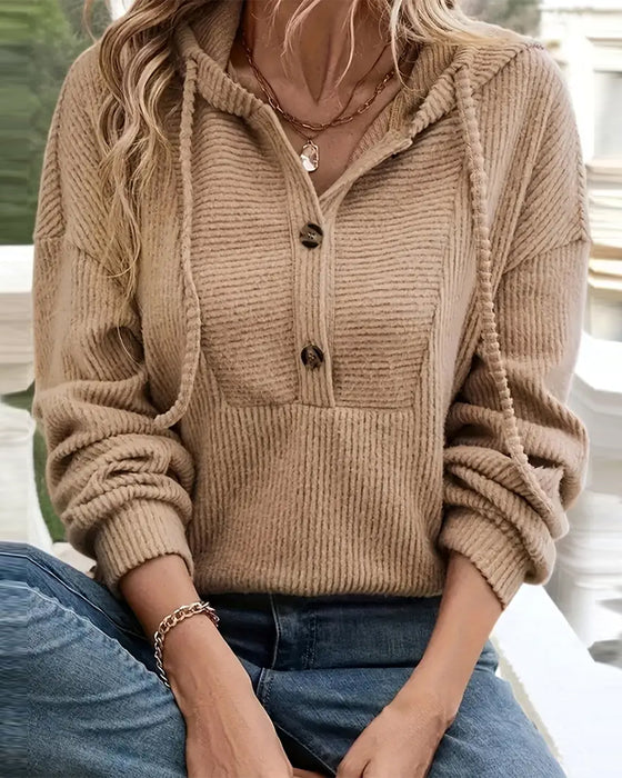 Knappet Ribbet Og Børstet Hettegenser