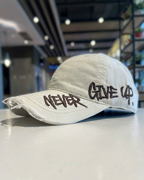 Hatt Kul Unisex Slitt Brodert