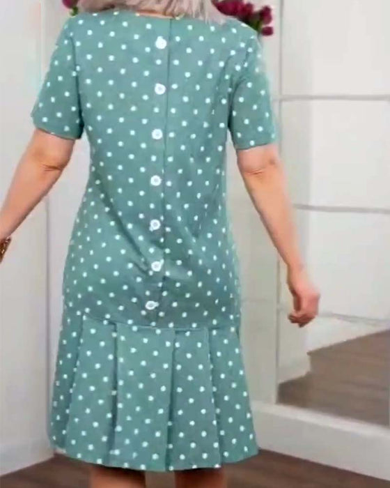 Uformell kjole med prikker med kort ermet trykk