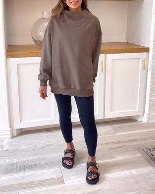 Retro ensfarget sweatshirt med delt stativ