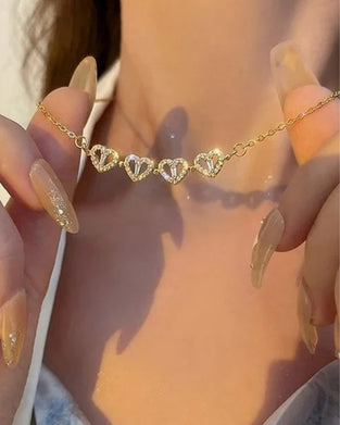 Lykkelig Hjertehalskjede