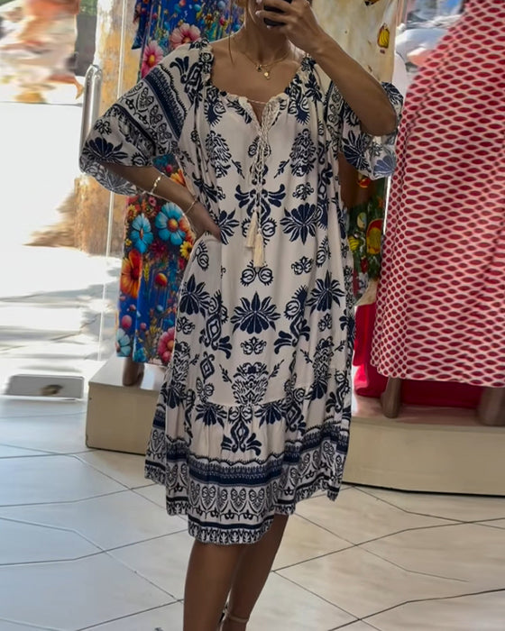 Kjole Rund Hals Trykket Trompet Korte Ermer