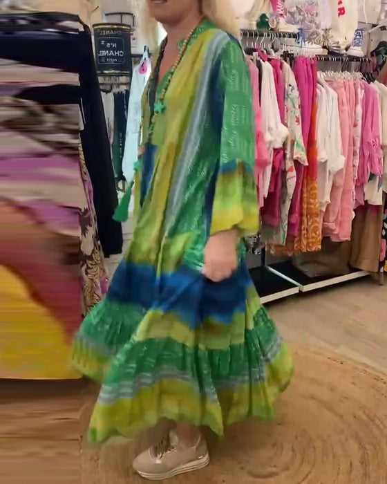 Trykt uformelt V-hals lang kjole med flare ermer