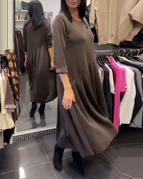 Kjole avslappet rund hals ensfarget