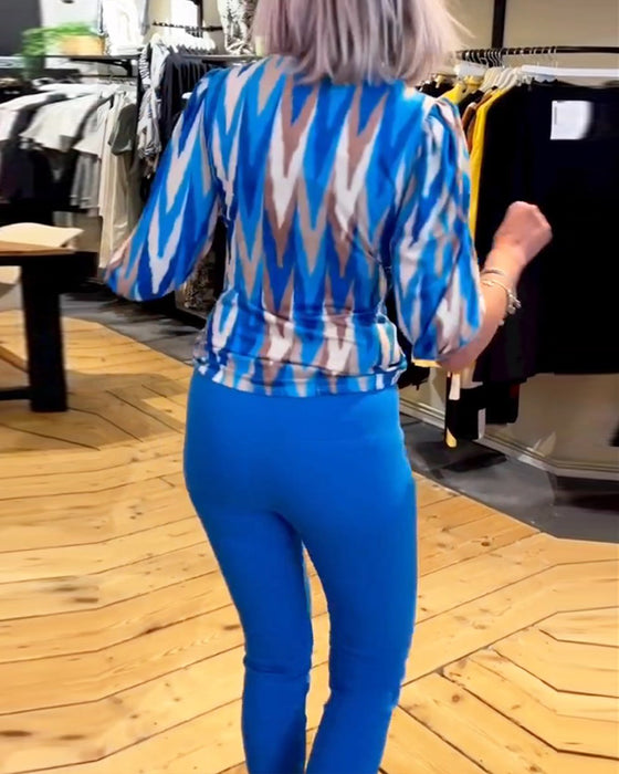 Printet avslappet topp med dyp V