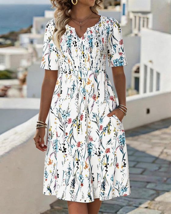 Kjole V Hals Hvit Bakgrunn Akvarell Floral Print