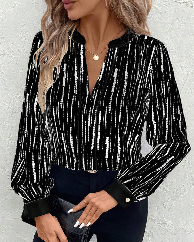 Motebluse Med Geometrisk Trykk