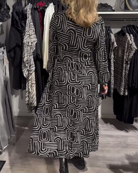 Klänning Med Lapel - Hals - Design Og Modiske Trykte Egenskaper