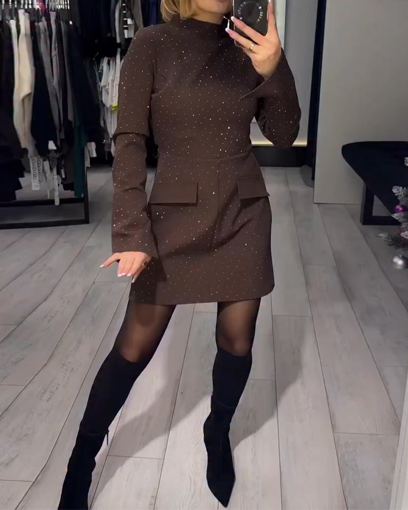 Elegant Kjole Med Subtil Glitring