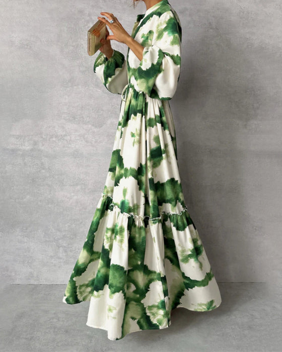 Elegant tie-dye patchwork kjole med ballongermer med snøring