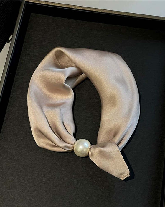 Enkel Glamour: Perlehalsbåndskjerf 🧣