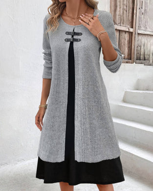 Patchwork, ribbet kjole med lange ermer