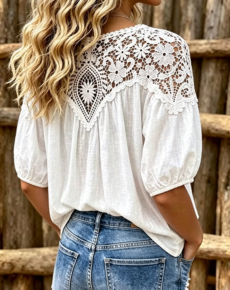 Bluse Puff Kort Erme Blonde Lappeteppe V-Hals