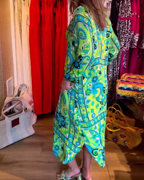 Kjoler med løs passform og trykk og lommer