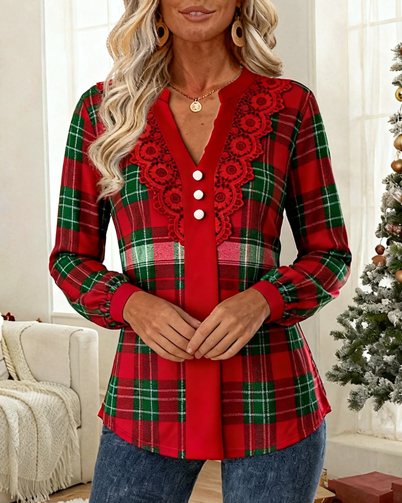 Topp Med V-Utringning Og Lyktermer