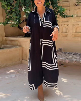 Fritidskjole med rektangulær trykt jakkeslag