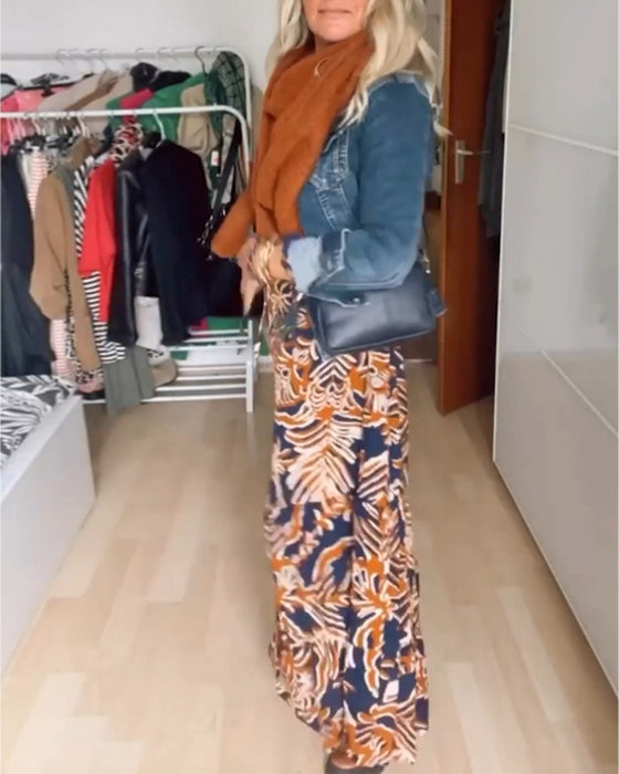 Uformell denimkåpe med jakkeslag med knapper og lange ermer