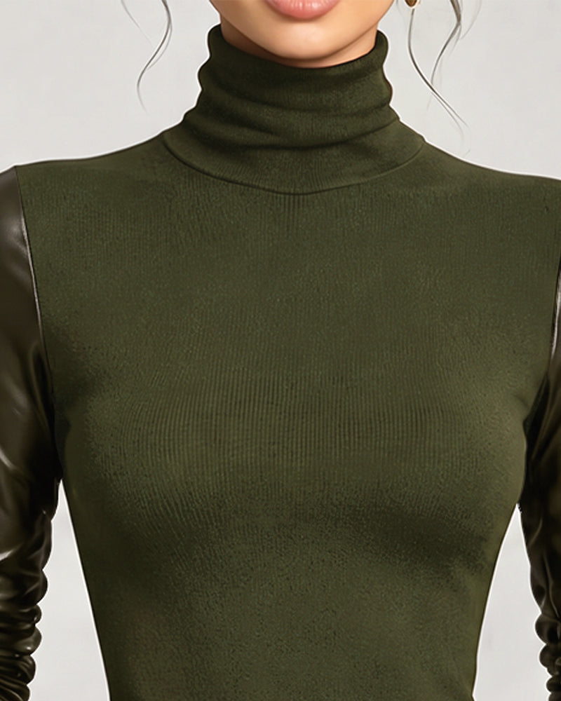 Topp Turtleneck Patchwork Solid