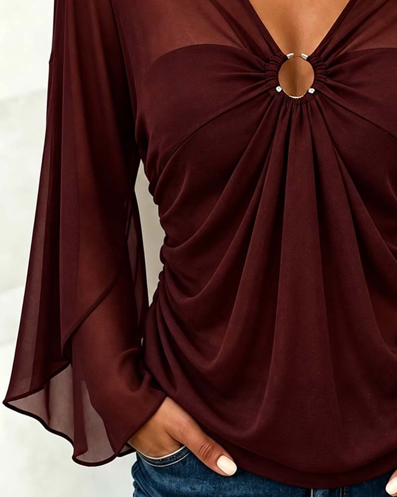 Bluse V-Hals Metall Ring Twist