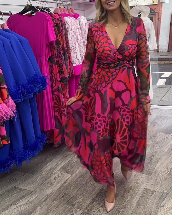 Bred svingkjole med dyp V-midje