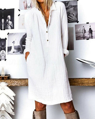 Langermet ensfarget kjole