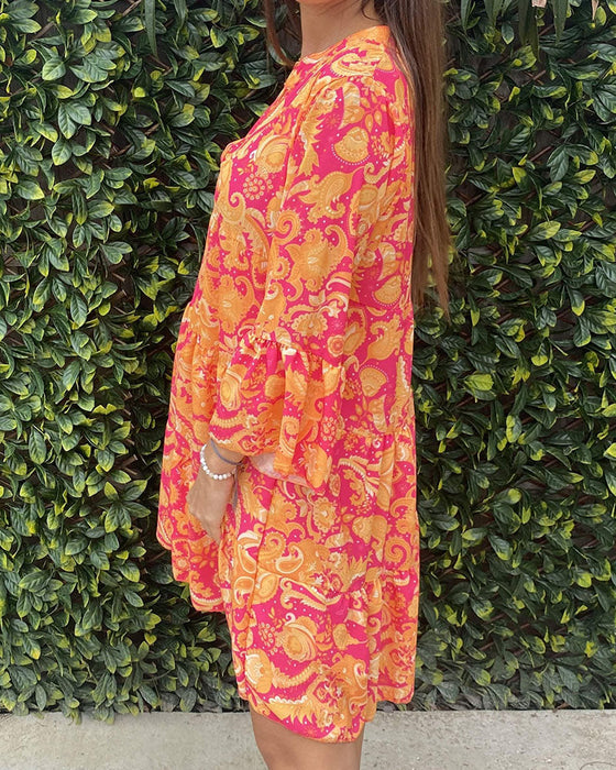 3/4-ermet kjole med v-hals