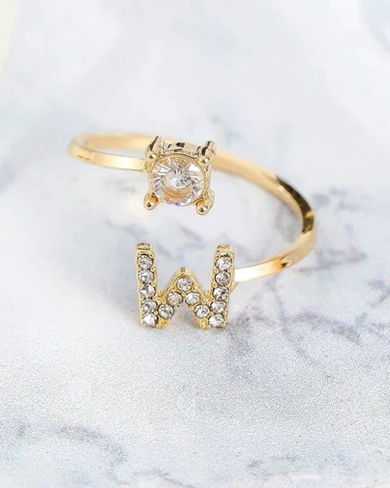 Åpen ring med skrift