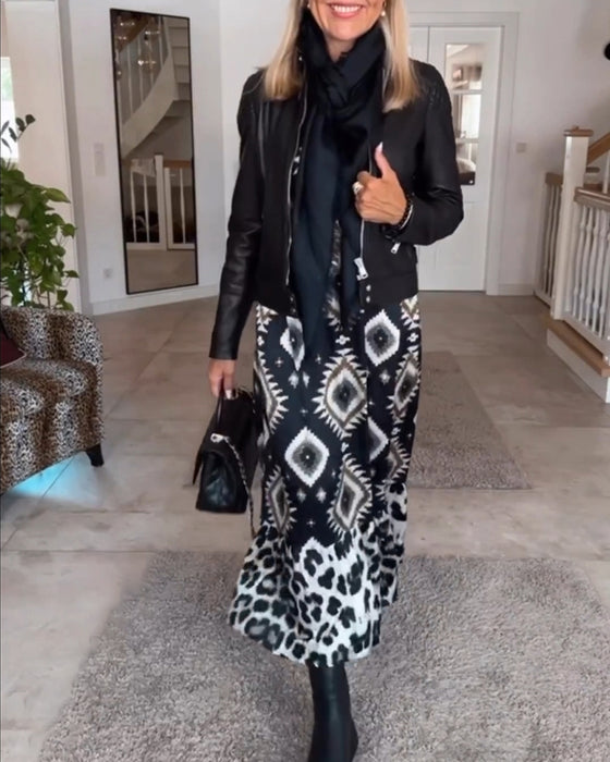 Langermet kjole med geometrisk trykk