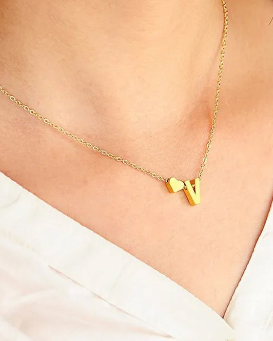 Enkelt halskjede med ferskenhjerte