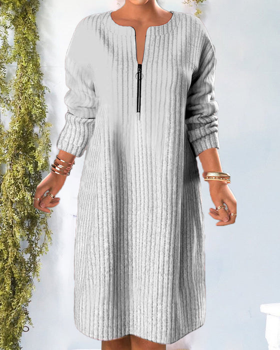 Ensfarget kjole med glidelås