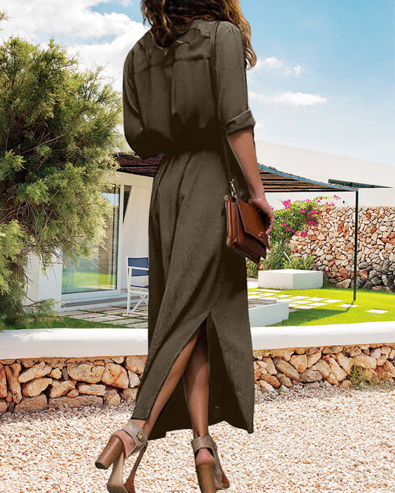 Ensfarget langermet kjole med knapp og belte