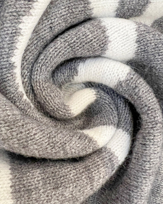 Løs lang cardigan med bokstavtrykk