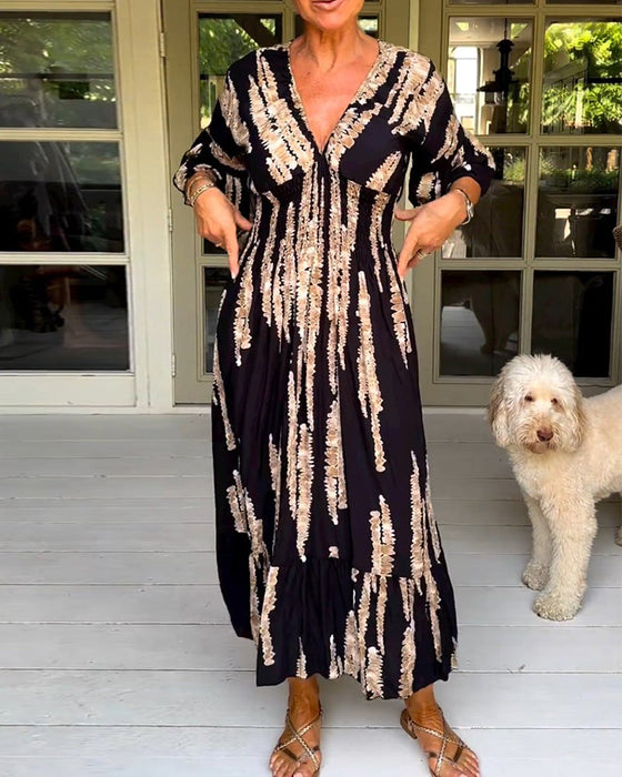 3/4-ermet kjole med v-hals