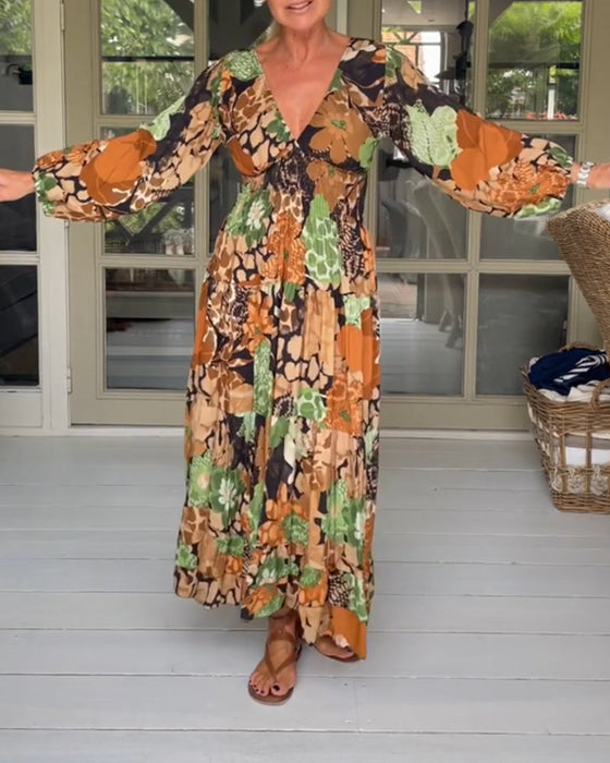 V-hals kjole med lange ermer